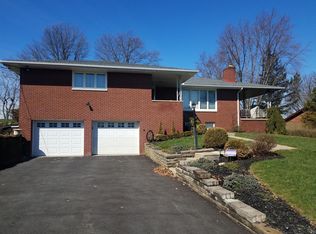 114 Clearview Dr, Mcmurray, PA