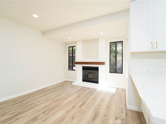 5th image of 41614 Zinfandel Ave