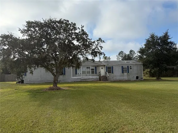 4452 Roundup Dr, Polk City, FL 33868
