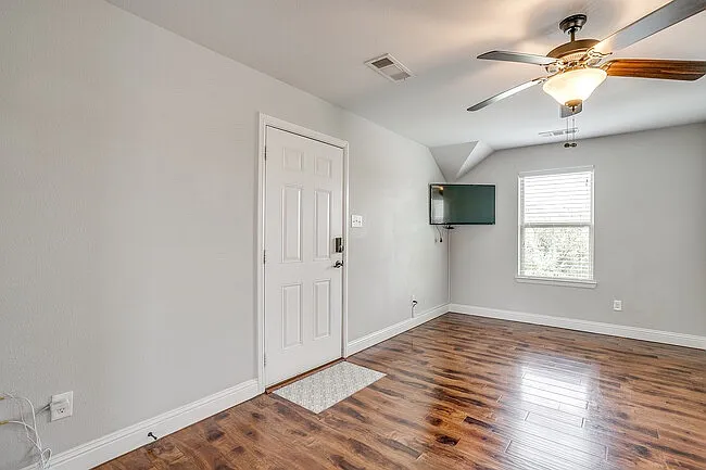 4203 Aspen Grove Ct — Photo 5