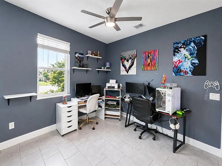 128 Arlington Square Ct — Photo 15