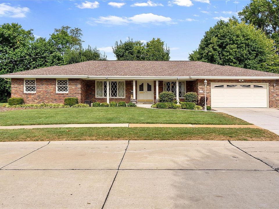 1st image of 2245 Telford Dr