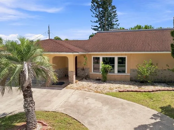 352 LAKE ROAD, VENICE, FL 34293