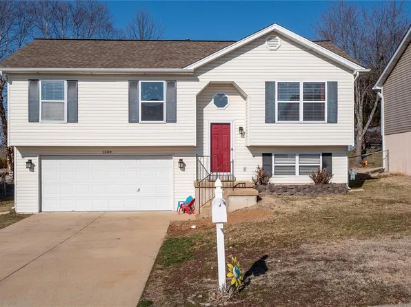 1509 Apple Hill Ct, Arnold, MO 63010
