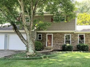 2204 Colonial Cir, Gainesville, GA 30501