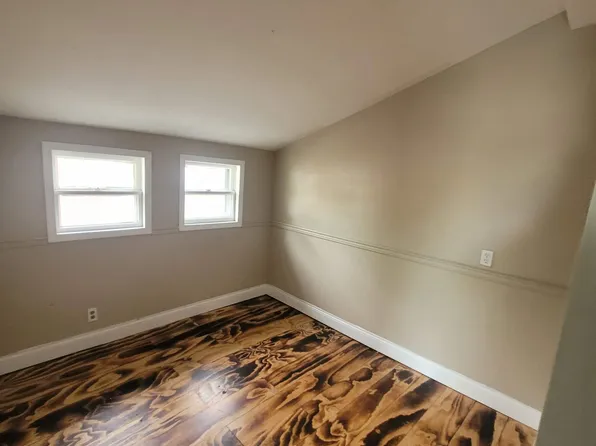 400 E Park Pl, Jeffersonville, IN 47130