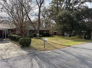188 Highland Park Dr, Brunswick, GA 31523
