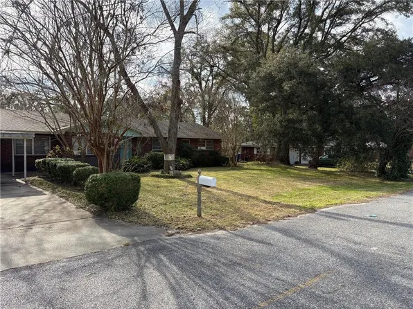 188 Highland Park Dr, Brunswick, GA 31523