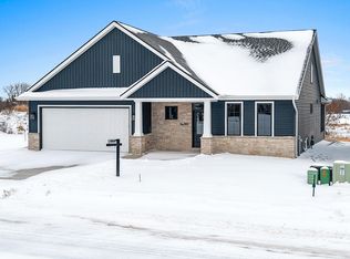 393 Farmhouse Ln, Combined Locks, WI 54113