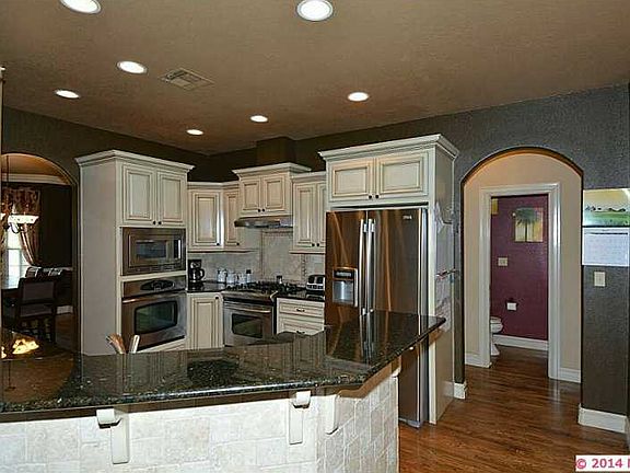2nd image of 10159 S 194th Ave
