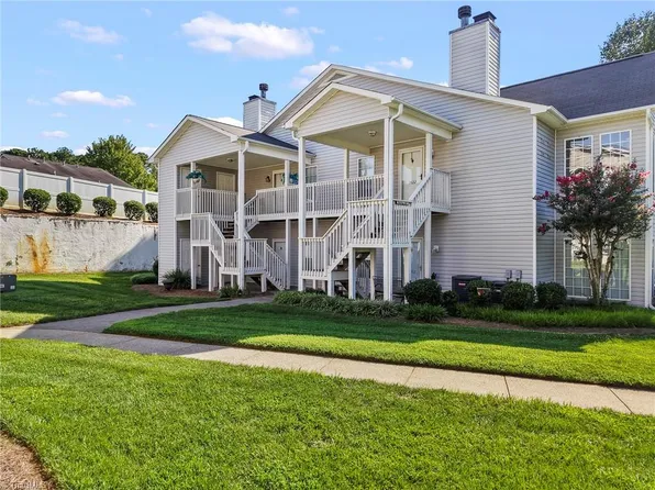 7404 Riverview Knoll Ct, Clemmons, NC 27012