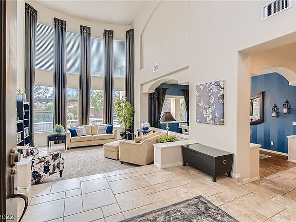 5th image of 8309 Bella Famiglia Ave