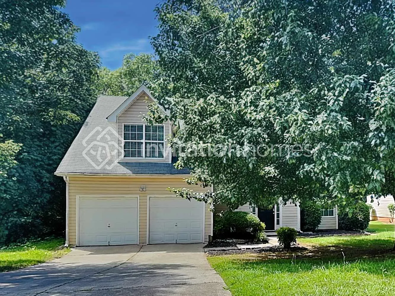 438 Pecan Wood Cir Fairburn, GA 30213 — Photo 1