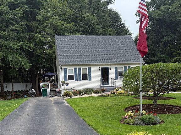 4th image of 7 Pilgrim Ct