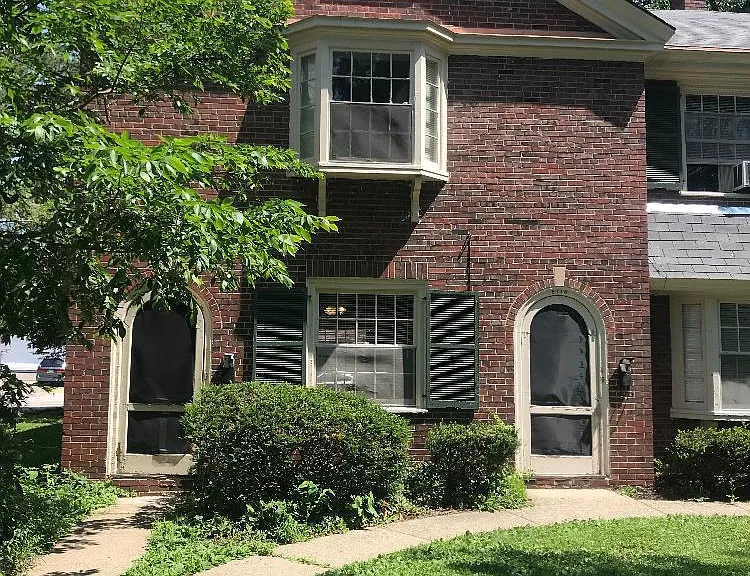 6718 Chestnut St — Photo 1