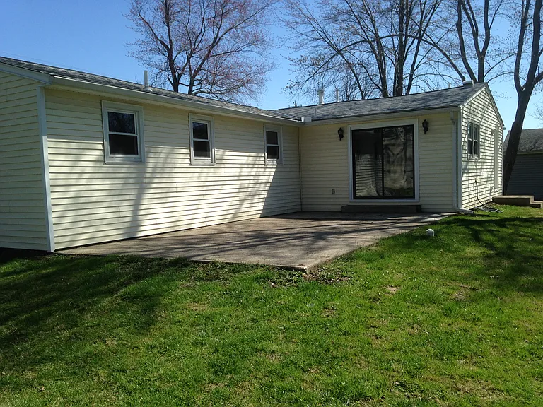 5901 McPicken Dr — Photo 2