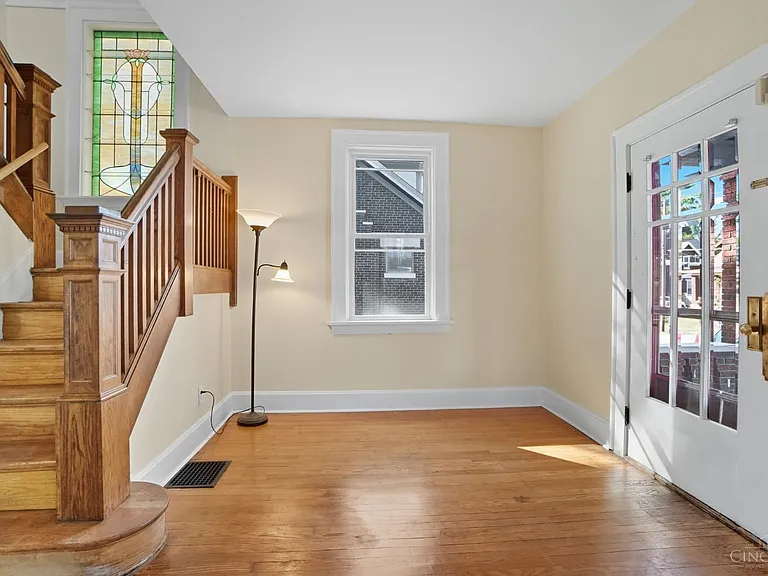 3017 Hull Ave — Photo 15
