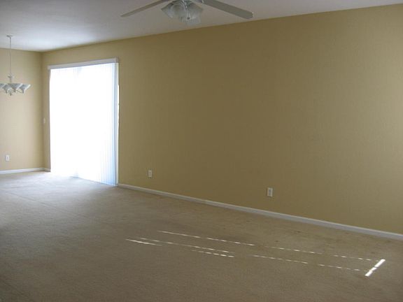 3rd image of 2534 SE Pineland Dr