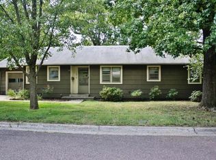 105 Tracy Dr, Columbia, MO 65203