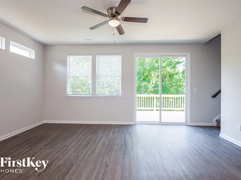 1754 Jenkins Rd — Photo 5