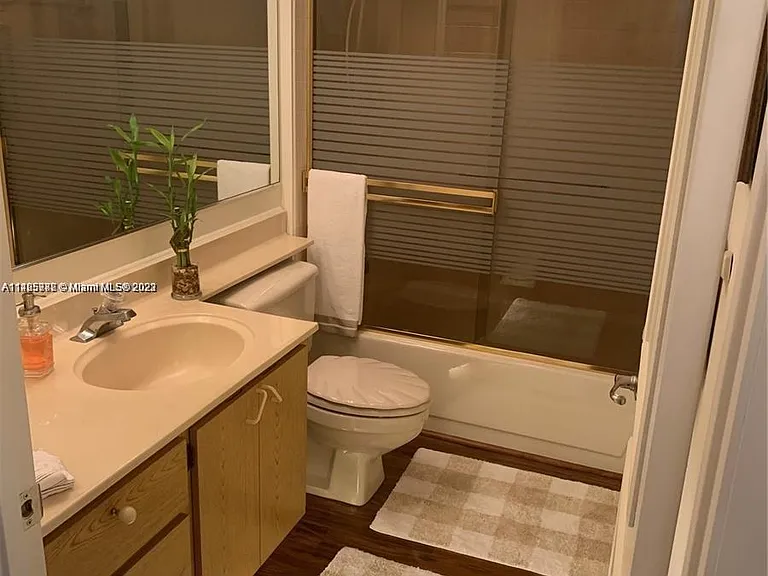 6193 Balboa Cir #204 — Photo 3
