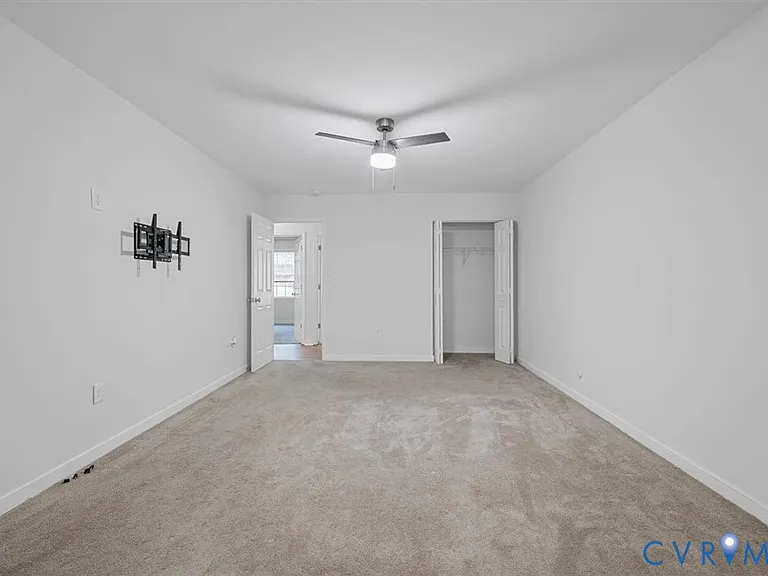 7905 Tamarind Dr — Photo 15