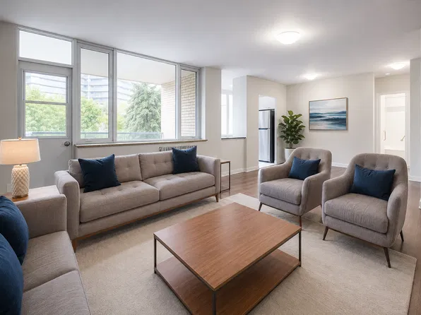 130 Rosedale Valley Rd, Toronto, ON M4W 1P9