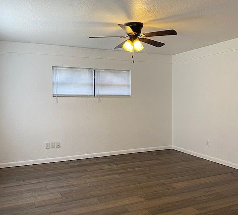 3rd image of 123 Kendra Ave