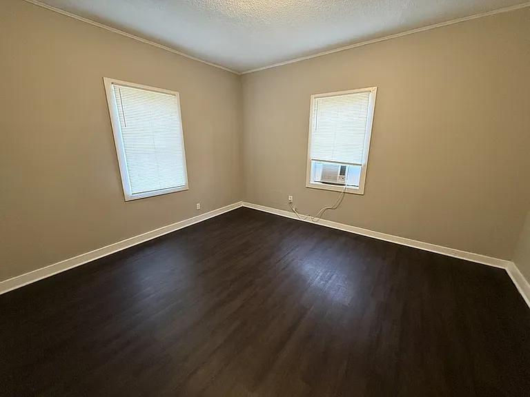 852 Ioka Ave — Photo 16