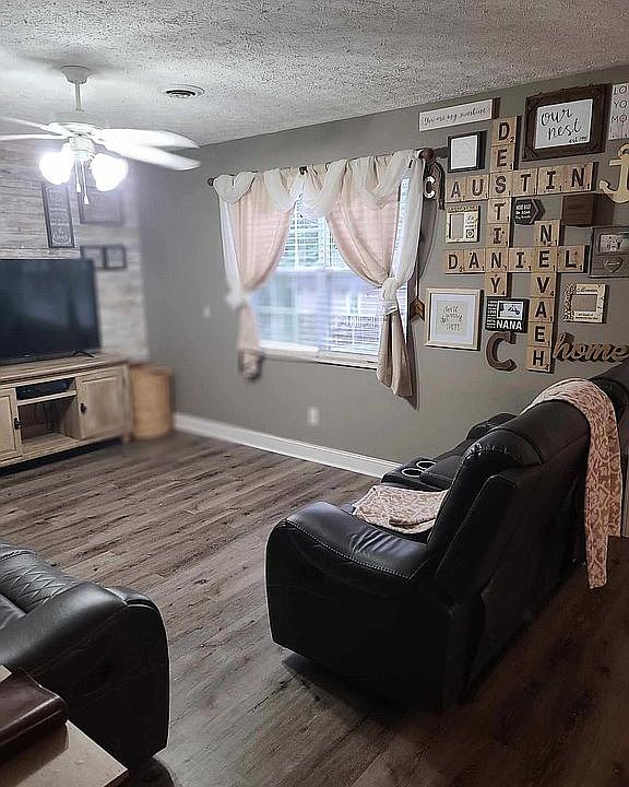 1st image of 506 Avenue B
