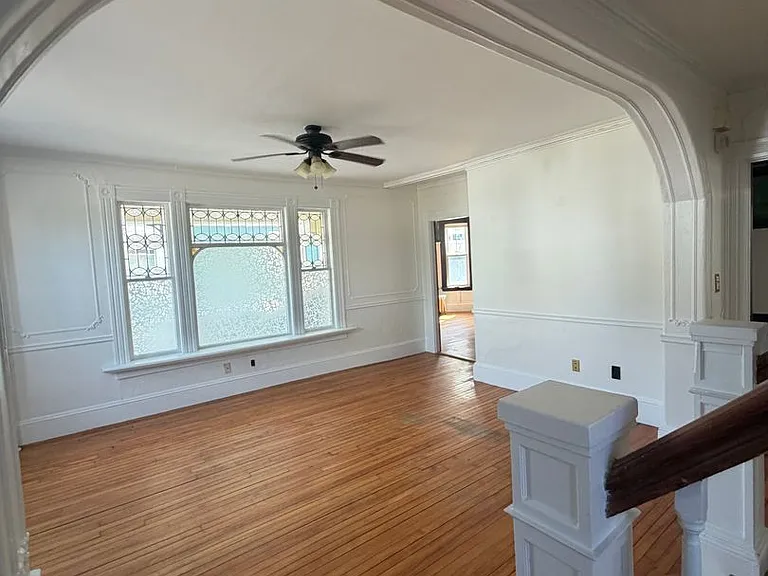 202 Central Ave — Photo 24