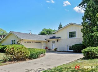 3635 Winnetka Rd, Glenview, IL 60026