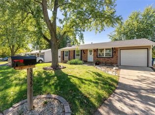 3335 Fleet Ln, Saint Charles, MO 63301