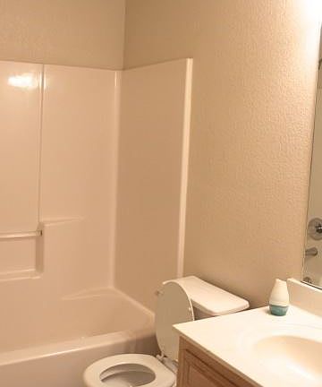 4th image of 410 Deloris Dr