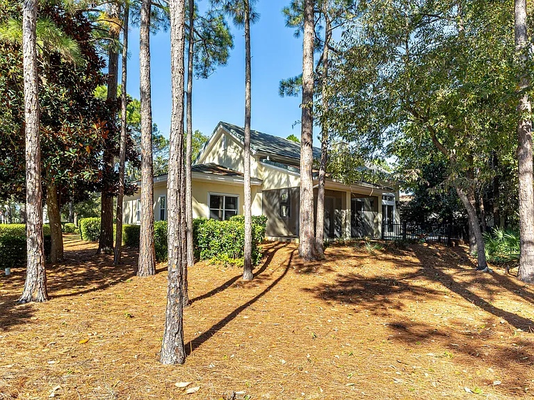 2928 Pine Valley Dr — Photo 42