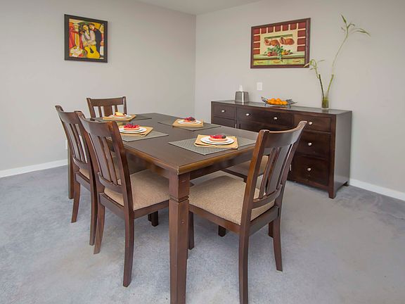 Spacious Dining Area