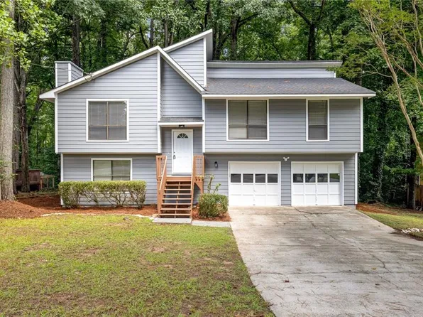 404 Ridgetop Dr NW, Acworth, GA 30102