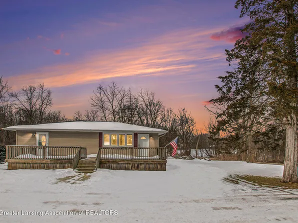 10281 Stoll Rd, Haslett, MI 48840