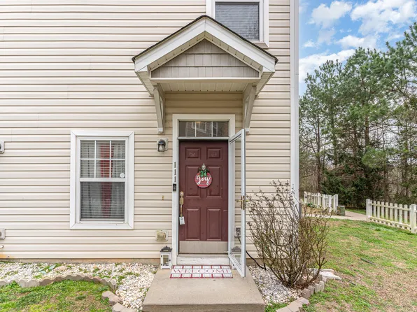 320 Gilman Ln Unit 111, Raleigh, NC 27610