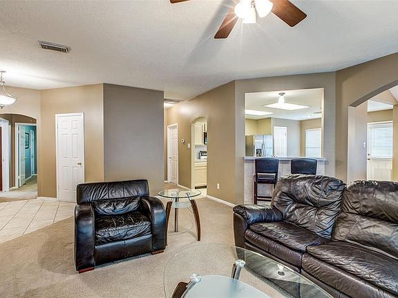 4th image of 2706 Glencullen Ln