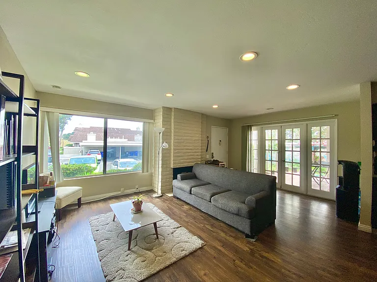 7724 Camino Noguera — Photo 3