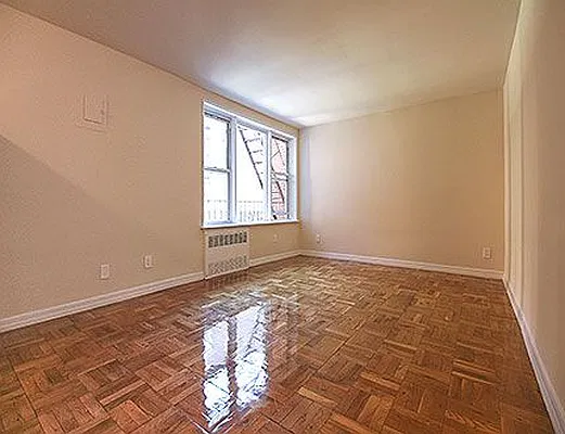 Rented by SW Queens Mezzanine | media 5