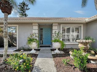 6684 Easton Dr, Sarasota, FL 34238