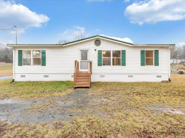 34 Mustang Loop, Galax, VA 24333