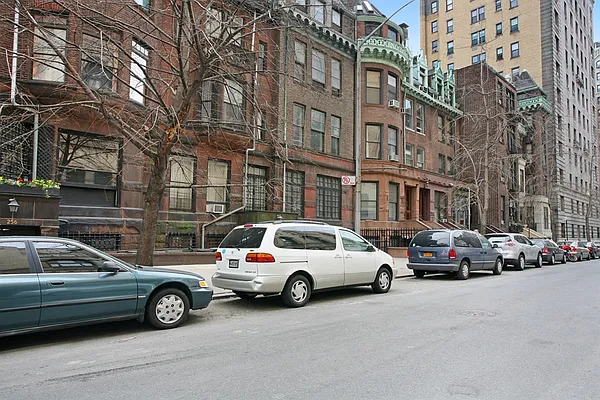 Sold by Corcoran | media 8