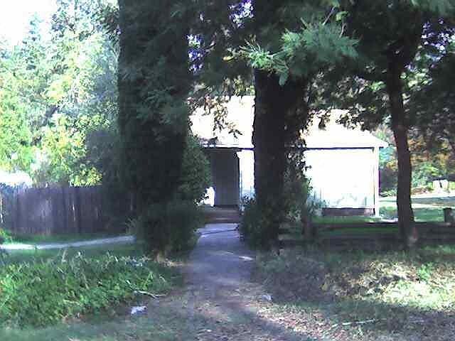 2nd image of 463 Valley View Dr