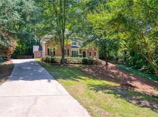 3555 Chartwell Trl, Suwanee, GA 30024