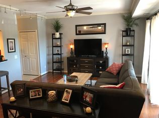 283 S Zeeb Rd UNIT 220, Ann Arbor, MI 48103