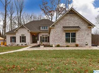 19 Emerald Point SE, Huntsville, AL 35803