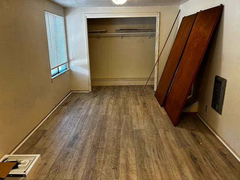 510 S Weed Blvd #B — Photo 3